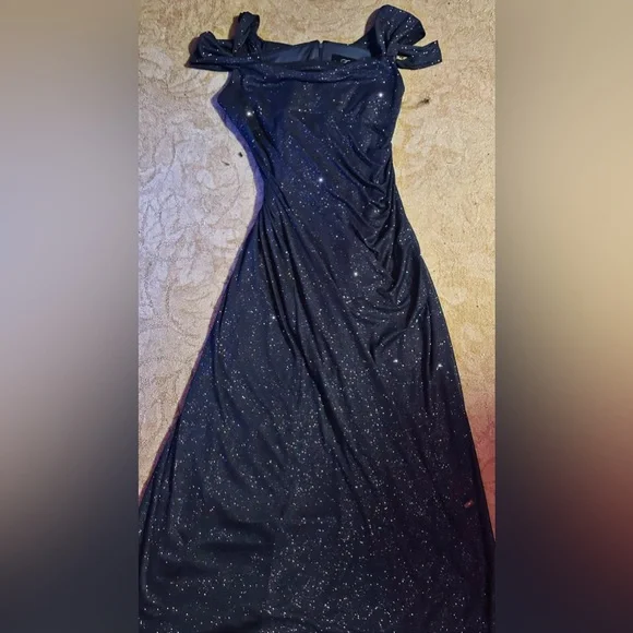 Alex Evenings prom dress, a dark blue/gray dress covered in fine glitter.